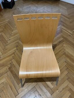 Dřevěné židle