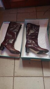 Kožené kozačky č. 39