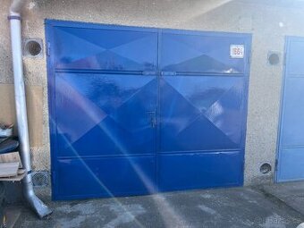 Garáž Hodonín – Pánovská (u Černého mostu)