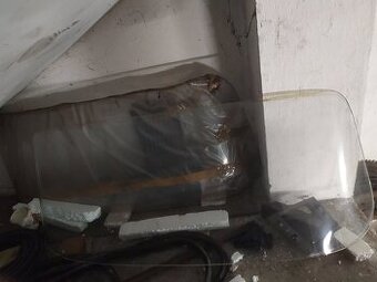 Čelní okno Tatra 603