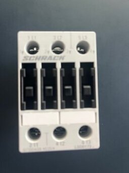 Stykač Schrack LS09-10, 230V, 9A – použitý