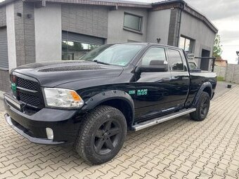 Dodge Ram 5.7  LIFT MODEL  neni bourane  2013