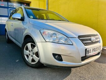 KIA CEED 1.4 i 80 kW BENZÍN MLHOVKY KLIMATIZACE