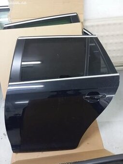 Volkswagen Golf 6, combi - Zadní dveře levé