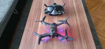 Prodám dron DJI FPV. (Nový kus) včetně mnoho příslušenství.