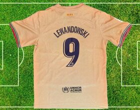 dres Lewandowski away FC Barcelona - 1