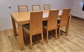 Jídelní stůl + 6 židlí