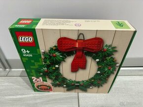 LEGO Iconic 40426 Vánoční věnec 2 v 1