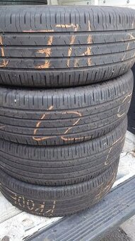 Letní pneu 215/65r17