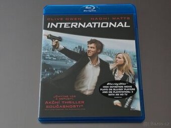 INTERNATIONAL (BD, CZ dabing) Clive Owen, Naomi Watts - 1