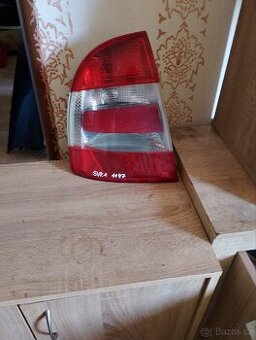 Škoda sup.1 levé zadní světlo