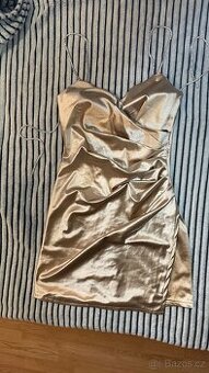 Unikatní saty z italského showroomu - Pronto Moda