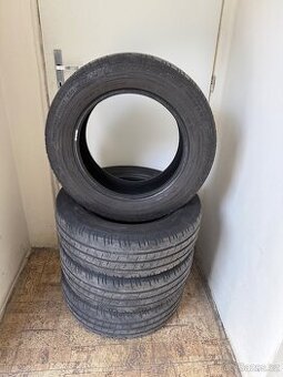 Letní pneu Continental 205/65 R16C 107/105T.