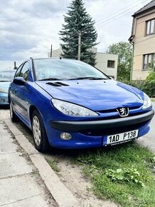 Rezervace Peugeot 206 2005 rv 104000 km