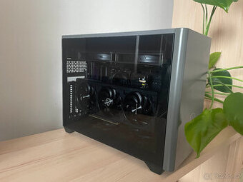 Herní miniPC s RTX 5060 Ti – měsíc starý