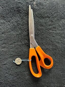 Entlovaci nůžky Fiskars