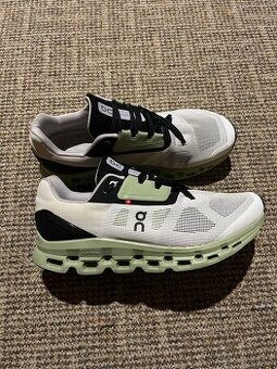 On Running Cloudstratus