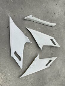 Bmw e34 tapecirung sloupky
