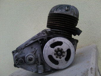 Jawa-čz 125/150 351/352-pods.plechy,kryt řetězu,výfuky s kol