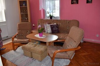 Sedací souprava + koberec