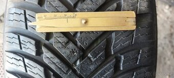 Zimní pneu 195/50R15 Nokian (40)