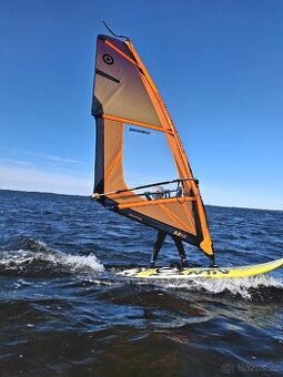 Windsurfing, windsup, wing.