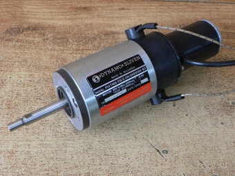 Elektromotor servomotor DYNAMO SLIVEN, DC 20V, 2400 ot./min.