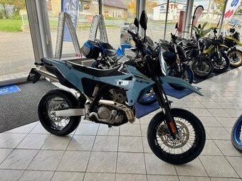 Suzuki DR-4SM