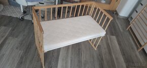 Přístavná postýlka + matrace
