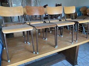 Staré kovové židle 15 ks