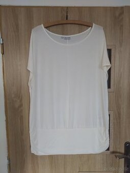 Halenka, tričko. Vel 44/46