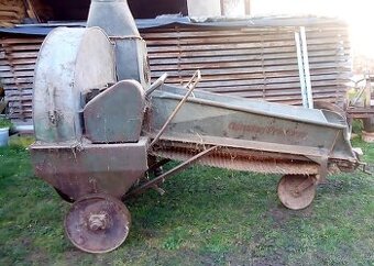 Řezačka slámy a sena