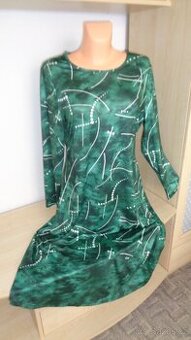 Zelené šaty NOVÉ vel.přibl.48