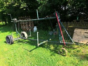 Vyvážečka dřeva.