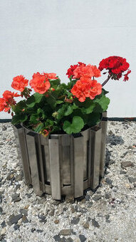 Nerezový květináč / odpadkový koš