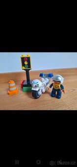 Lego DUPLO 5679 Policejní motorka