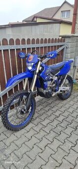 Wr 450 f , rv :2021 , najeto kolem 57mth , nová motorka