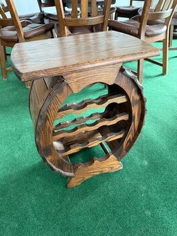 RUSTIKÁLNÍ STOJAN  NA VÍNO