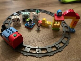 Lego duplo prvni masinka