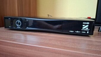 Satelitní přijímač + parabola + TV TOSHIBA 32"