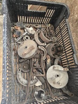 Soubor náhradních dilu jawa/čz