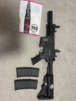 Airsoft zbraň M4