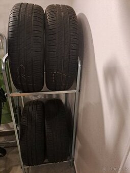 Letní pneu R15 s disky