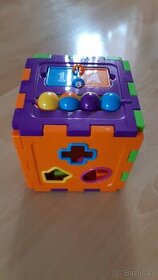 Vkládací kostka různě tvary