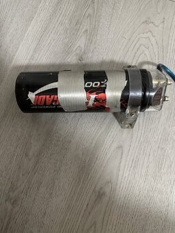KONDENZATOR