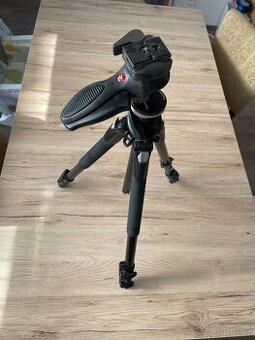 Stativ Manfrotto 190XPROB s hlav. Manfrotto 324RC2