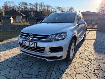 VW TOUAREG 3.0TDI 180kW VZDUCH,NAVI / PO VELKÉM SERVISE/