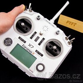 TARANIS Q X7(FrSky) - vysílačka na dron