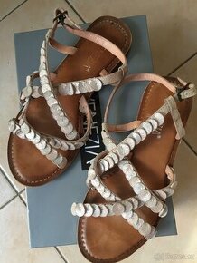 Kožené sandály Venezia velikost 38