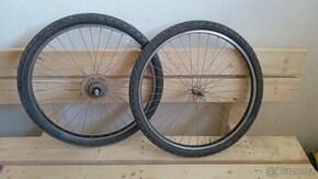 26" ráfky s pneu na horské kolo